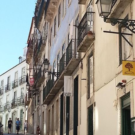 Cozy 1St Floor Flat Central Chiado District With Balconies And Ac 19Th Century Building Lisboa Exteriör bild