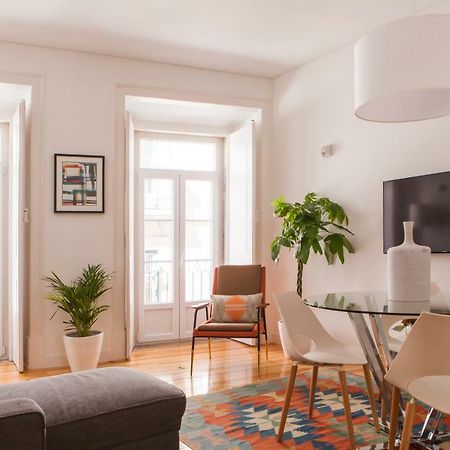 Cozy 1St Floor Flat Central Chiado District With Balconies And Ac 19Th Century Building Lisboa Exteriör bild
