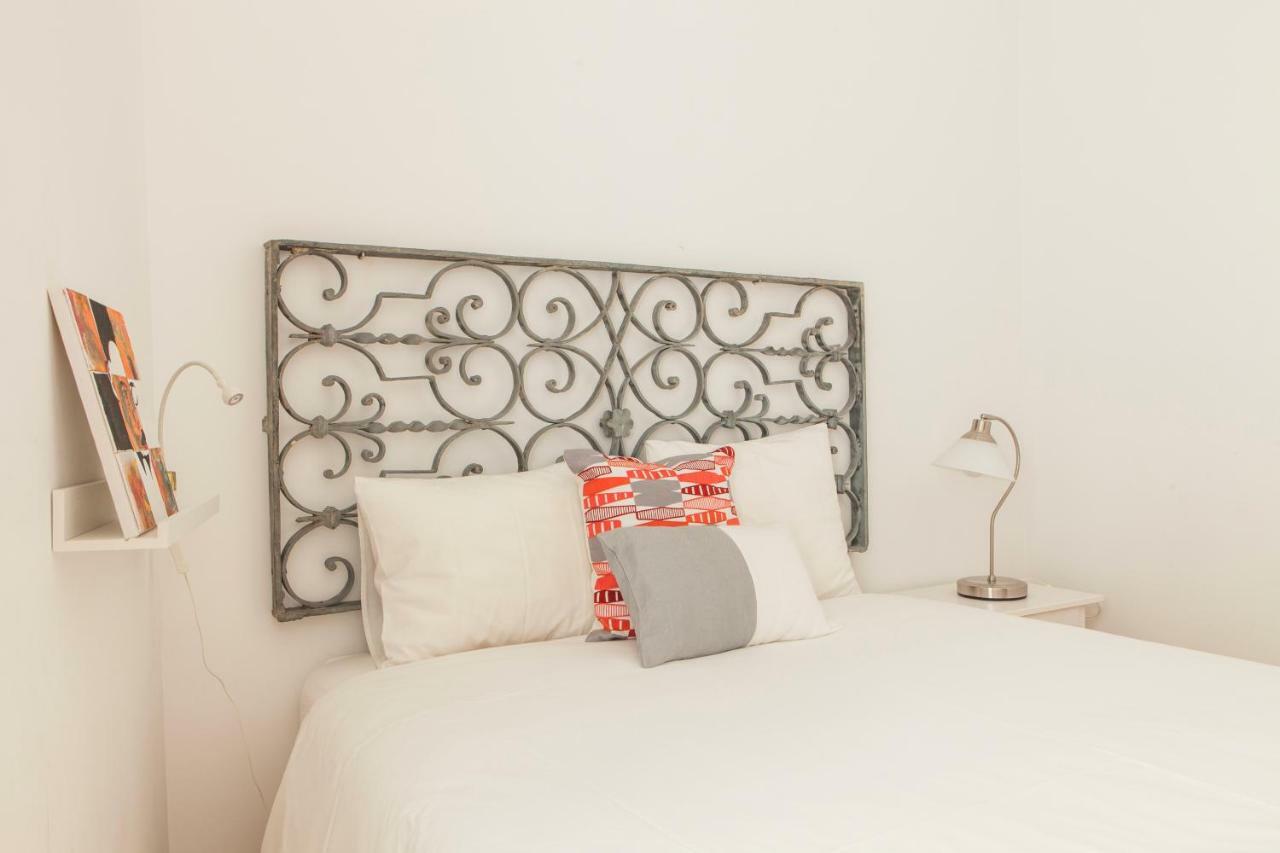 Cozy 1St Floor Flat Central Chiado District With Balconies And Ac 19Th Century Building Lisboa Exteriör bild