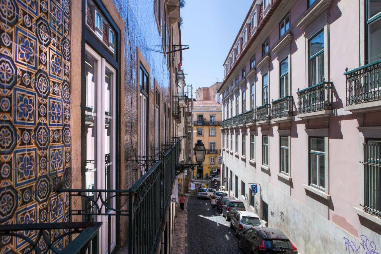 Cozy 1St Floor Flat Central Chiado District With Balconies And Ac 19Th Century Building Lisboa Exteriör bild