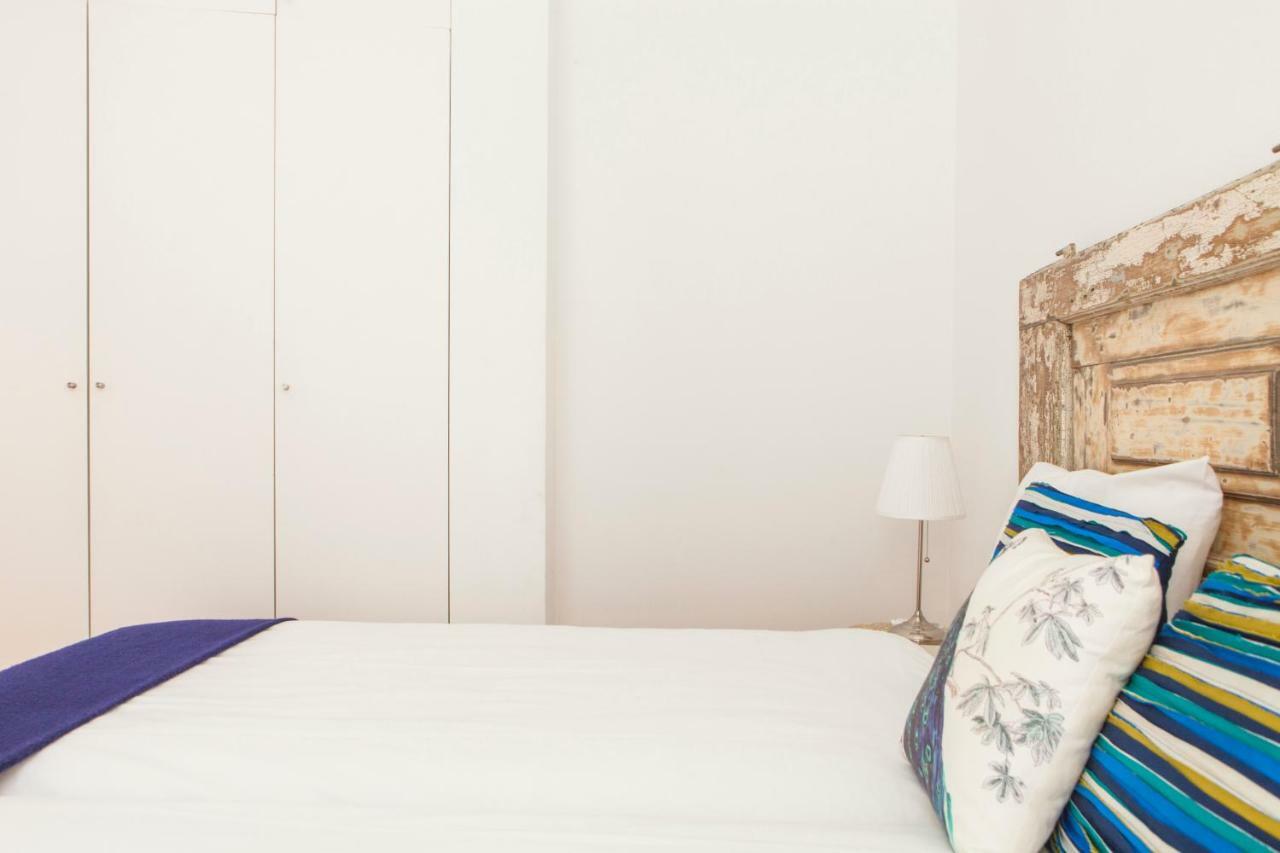 Cozy 1St Floor Flat Central Chiado District With Balconies And Ac 19Th Century Building Lisboa Exteriör bild