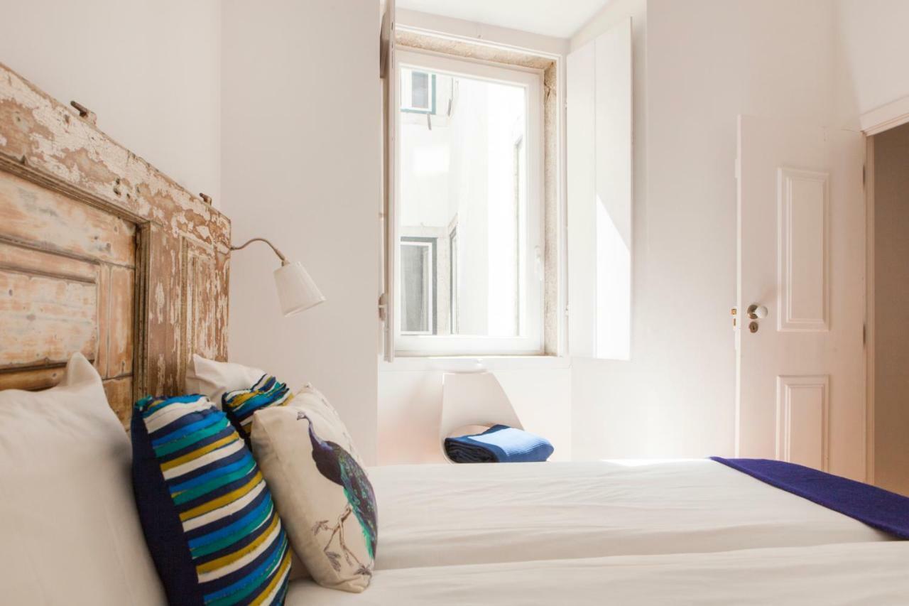 Cozy 1St Floor Flat Central Chiado District With Balconies And Ac 19Th Century Building Lisboa Exteriör bild